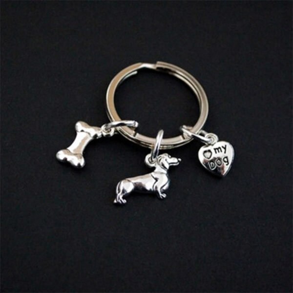 Wholesale Alloy Dachshund Heart Bone Keychain Stylish Dog Keychain for Car Keys or Bag Charm Boutique Resale