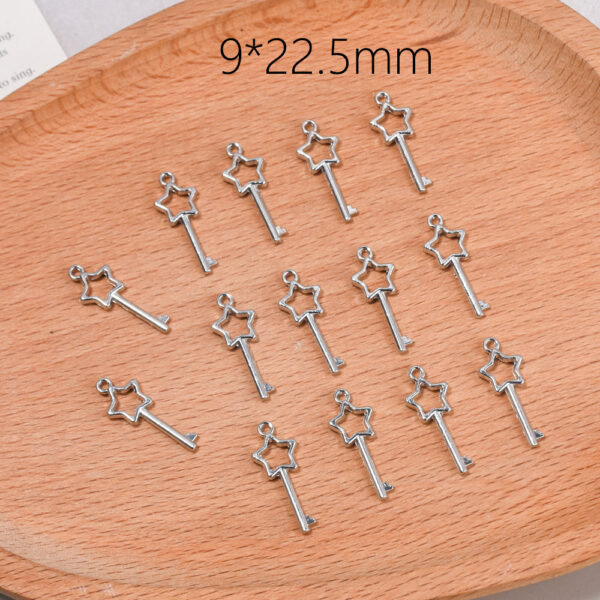 Wholesale Alloy White Gold Tone Five Pointed Star Key Pendant DIY Jewelry Accessory for Party Resale
