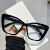 Wholesale Trendy Cat-Eye Sunglasses with Resin Anti Blue Light Lenses for Women Party Fashion Accessory