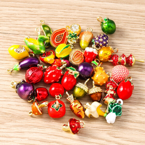 Wholesale Trendy Faux Fruit Vegetable Pendant Charms 5 Pack Zinc Alloy DIY Jewelry Accessories in Purple Radish