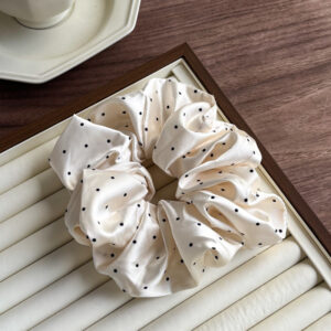 1#Rice circle black polka dots