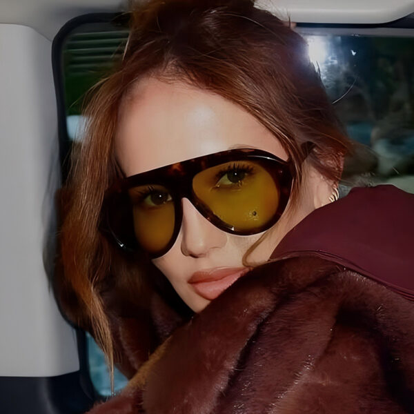Wholesale Retro Oversized Pilot Sunglasses UV400 Sun Protection Trendy Fashion Accessory for Daily Wear and Gift