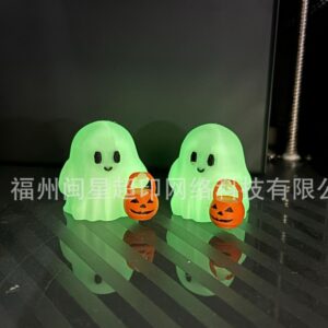 Ghost carrying pumpkin [glow-in-the-dark edition]
