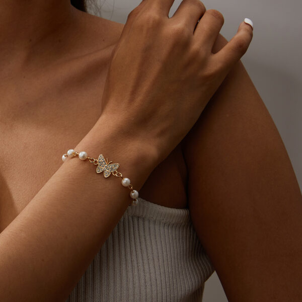 oly-84930d305221a1d83f7a9c913c28ca62 Wholesale Cross Pearl Hollow Design Bracelet Fashion Jewelry Accessory Gift