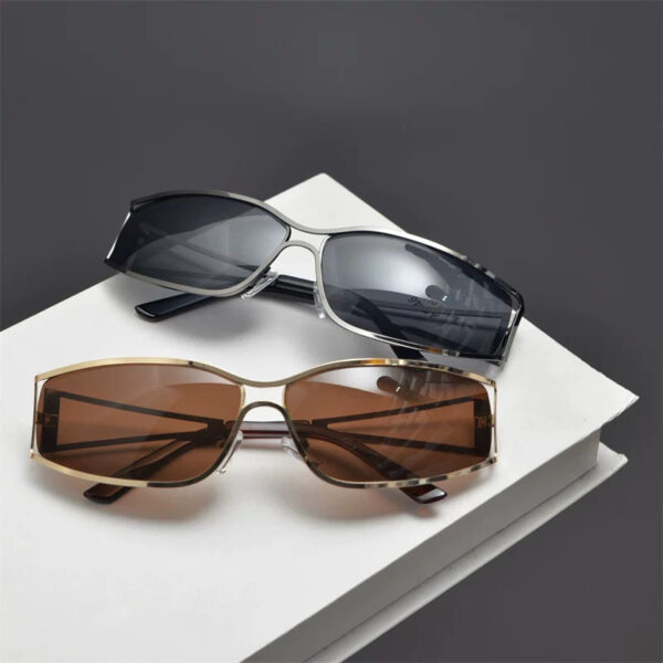 oly-84eb948726ffe0ad5337a47f9afb9538 Wholesale Retro Cat Eye Metal Sunglasses UV400 Sunshade Grey Lens Black Frame Boutique Resale