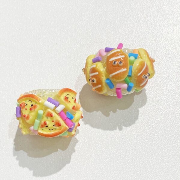 oly-8709f19b0ba764479e6f1c77fee92e2e Wholesale Irregular Donut Shape Acrylic Beads DIY Fashion Accessory for Jewelry Making