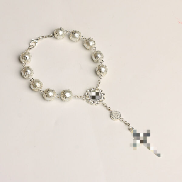 oly-871795fdec843312344caa421155dd15 Wholesale Cross Bead Bracelet Gold Silver Glass Pearl Fashion Accessory