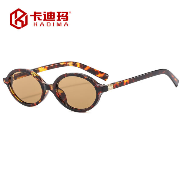 oly-87b8e07ded91c606fd154a8239e8232e Wholesale Retro Oval Sunglasses UV400 Black Frame Grey Lens Fashion Accessory