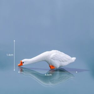 No. 8 white goose with exposed feet / Mountain stream animal series