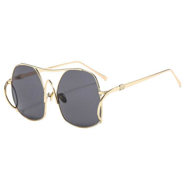 oly-8884b4630f8dac2046e269a02dfd35c7 Wholesale Stylish Large Metal Frame Sunglasses UV400 Protection for Men Women