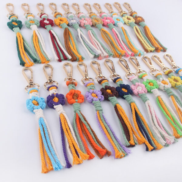 oly-897be236840994e84399d353c3106c27 Wholesale Handmade Crochet Flower Keychain Beige Cotton Rope Korean Style Graduation Gift