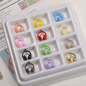 Wholesale Mixed Color Alloy Headphone Pendant Charms DIY Jewelry Accessory for Resale