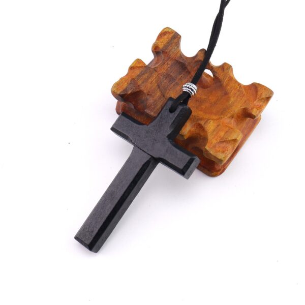Wholesale Retro Handmade Wood Cross Pendant Necklace for Church Jewelry Accessory