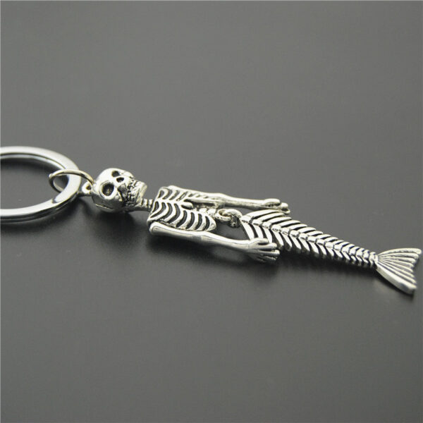 Wholesale Mermaid Skull Halloween Keychain Pendant, Fashion Accessory Gift for Resale