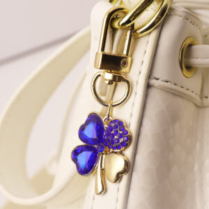 Wholesale Trendy Four Leaf Clover Rhinestone Keychain Pendant Zinc Alloy Bag Charm