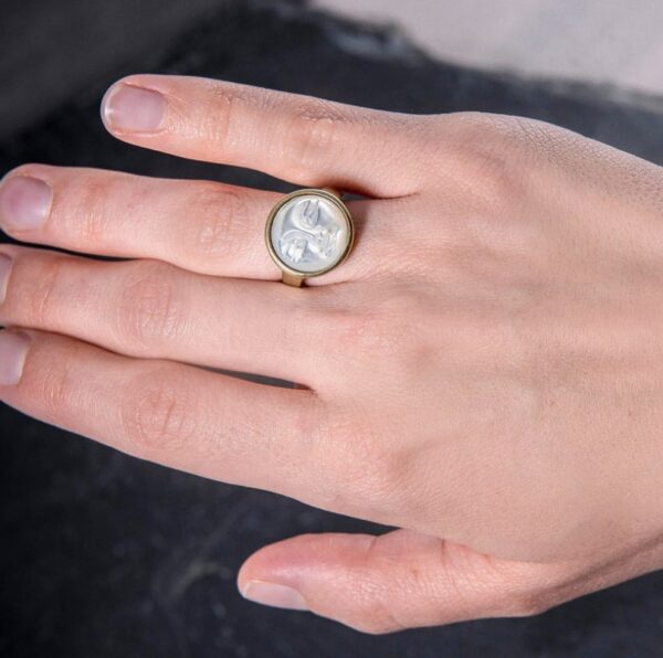 oly-8e337f4411f9c23f176fe3300c79cd14 Wholesale Retro Face Ring Gold Alloy Adjustable Jewelry Accessory Gift