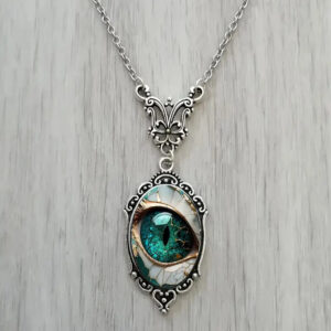 Wholesale Mysterious Evil Eye Design Oval Alloy Pendant Necklace Fashion Jewelry Accessory for Gift Boutique Resale