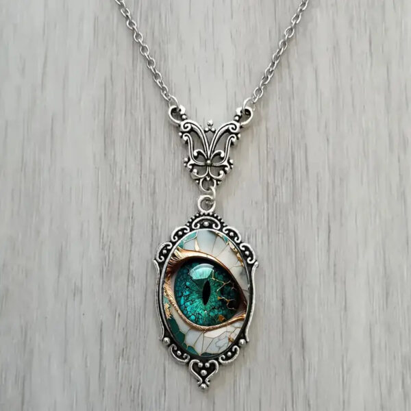 oly-8f2b7c920749126088840b2703e0e687 Wholesale Mysterious Evil Eye Design Oval Alloy Pendant Necklace Fashion Jewelry Accessory for Gift Boutique Resale