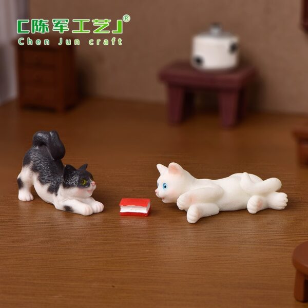 Wholesale Chinese Style Cute Kitten Resin Figurine - Animal Desktop Decor, Trendy Home Accent Gift for Boutique