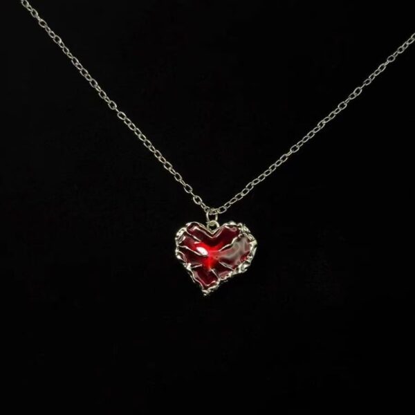 oly-91ff45ce07578b8ec56bc455e720a260 Wholesale Zinc Alloy Heart Pendant Necklace for Couples Fashion Jewelry Accessory for Everyday Wear