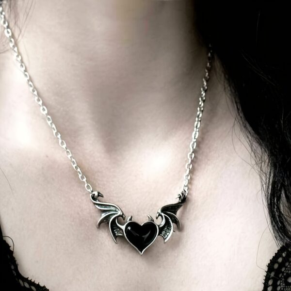 oly-924293ea366e2dc744cea6c0e8075cae Wholesale Devil Heart Pendant Necklace Gothic Chic Jewelry Accessory for Boutique Resale