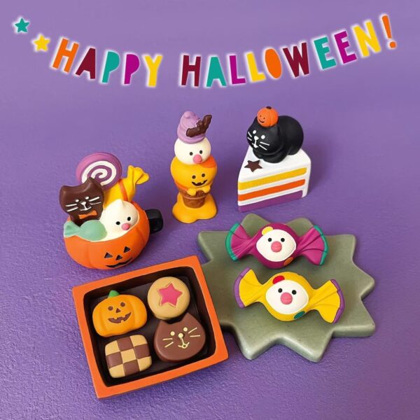 Wholesale Japanese Style Halloween Black Cat Pumpkin Resin Figurine Home Decor