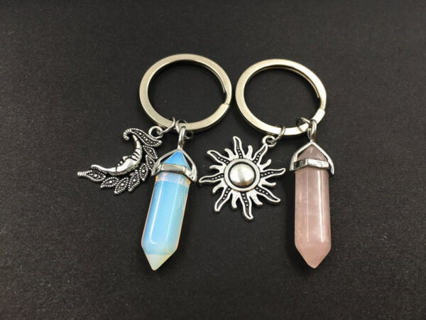 Wholesale 2 Pcs European Style Sun and Moon Alloy Keychain Decorative Key Ring for Bag Charm