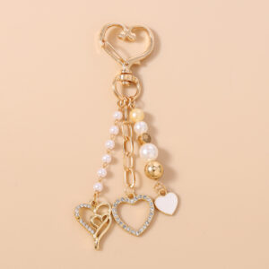 Golden pearl heart