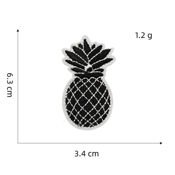 Wholesale 16pcs Black White Cartoon Embroidered Patches for Clothing Decoration Trendy Fashion Accessory