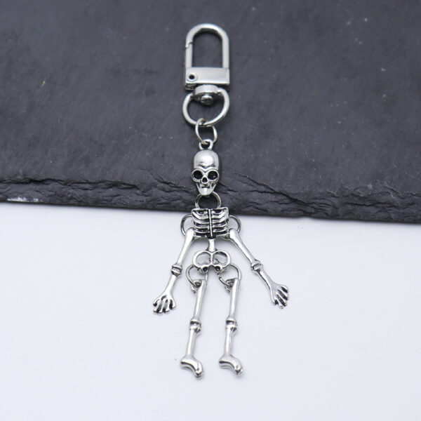 Wholesale Halloween Skull Pendant Keychain Silver Zinc Alloy Party Decorative Accessory
