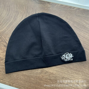 Black white letters / One size fits all (54-60cm)