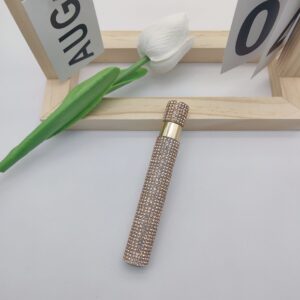 Champagne color