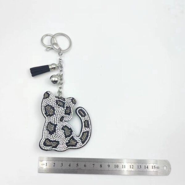 oly-987cc5b81b8ea7a2a8a133121fc7215e Wholesale Cute Leopard Cat Rhinestone Keychain Zinc Alloy Bag Charm for Wedding Gifts