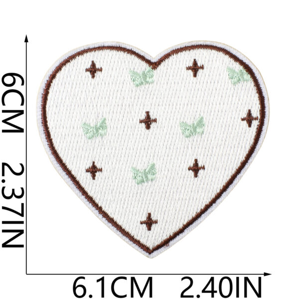oly-988eb130e9404dffc0d32ed9f921a22a Wholesale Iron-on Heart Shaped Embroidered Patches Decorative Accessory for Clothing Gift