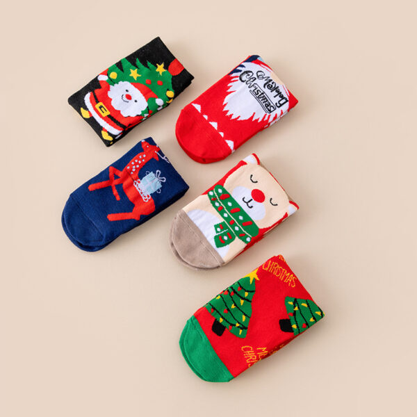 oly-9a5a4a3f76a3980bbcfa37f584296b24 Wholesale Christmas Cartoon Socks with Reindeer and Snowflake Pattern for Women Winter Casual Wear