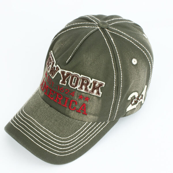 Wholesale Distressed Cotton Baseball Cap with English Letter Design Adjustable Sun Hat for Everyday Wear
