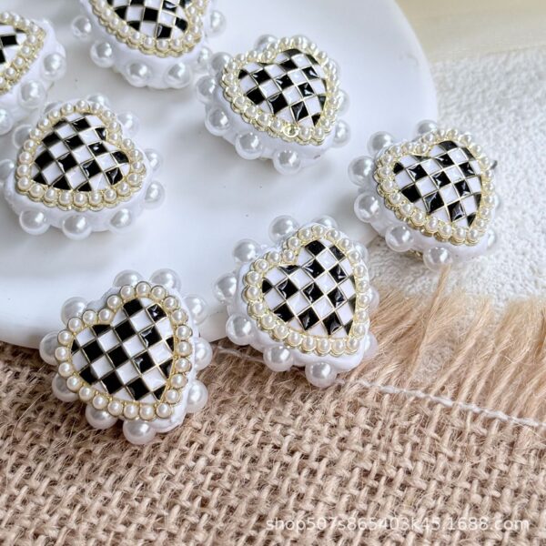 Wholesale Resin White Heart Checkerboard Beads Phone Charm DIY Craft Supply