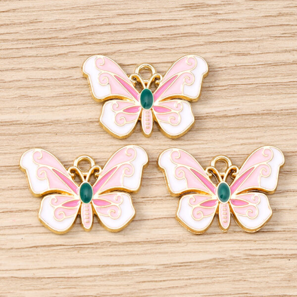 Wholesale Fashion Accessory Butterfly Pendant DIY Jewelry Kit 10pcs Black White Zinc Alloy Electroplated Perfect for Resale or Gift