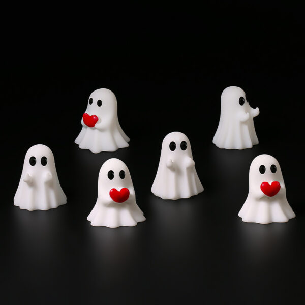 Wholesale Cute Halloween Ghost Resin Craft Figurine Decorative Accent Gift