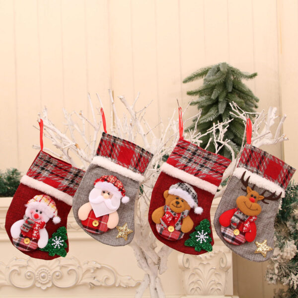 oly-9d4182445580fb4390548987a755f78f Wholesale Plaid Christmas Stocking Decorative Accent Tree Hanging Gift Bag