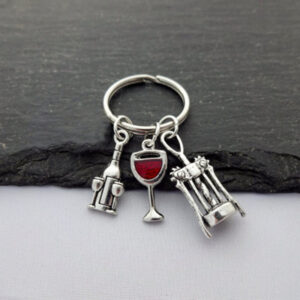 Wholesale Stylish European Style Wine Bottle Keychain Alloy Car Key Accessory