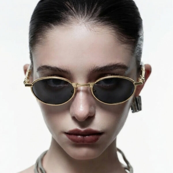Wholesale Oval Rhinestone Metal Folding Sunglasses Gold Frame for Everyday Outdoor Use