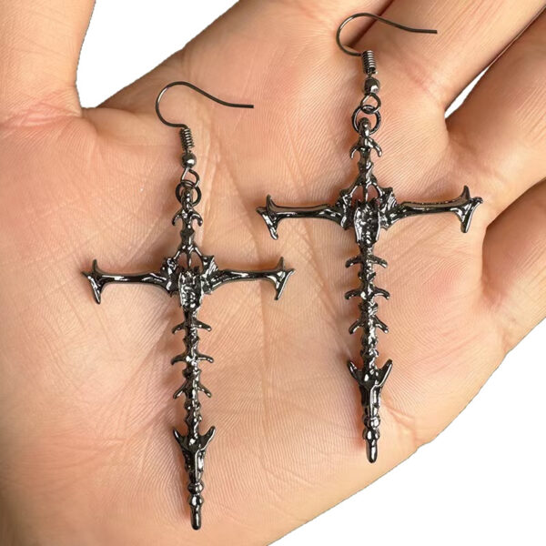 Wholesale Gothic Cross Earrings for Women Sweet Cool Vintage Punk Earrings Alloy Jewelry Accessory