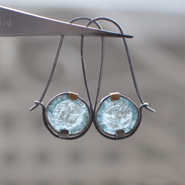 oly-a01a9191a3cc1c571dd7c5a6670aa71c Wholesale Retro Moonstone Round Earrings Two-Tone Silver Light Blue Alloy Electroplated Fashion Jewelry Accessory