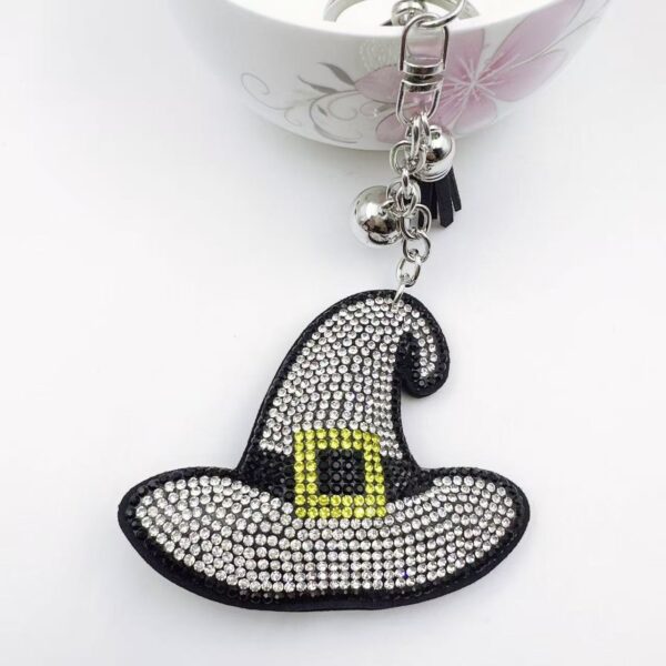oly-a3b2803c14d42b19015f33b1b4c4d1c3 Wholesale Zinc Alloy Rhinestone Tassel Keychain Fashion Cartoon Pattern Bag Charm Gift Accessory