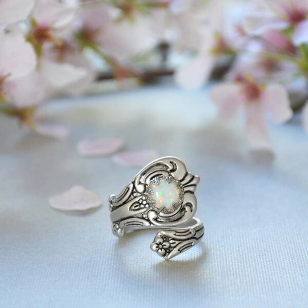 oly-a4d70032c4acb3d88b4428bc448d7bae Wholesale Geometric White Opal Alloy Ring Wedding Gift Jewelry Accessory