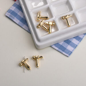 Alloy-hammer-gold