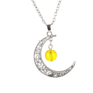 Yellow stone + chain