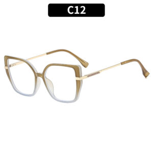 C12 - Green on top, gray on the bottom