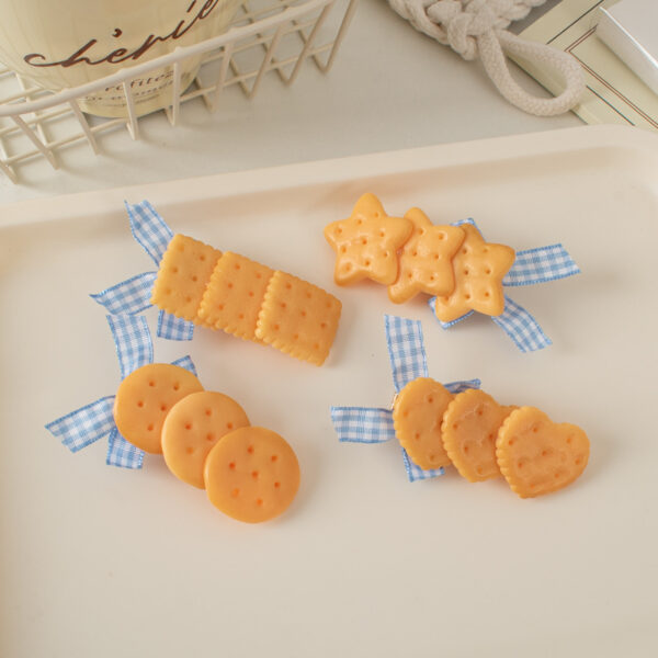 oly-a8147b2e209c1f1521661c57fddf0285 Wholesale Plastic Duckbill Hair Clip Cute Bow and Cookies Design Fashion Accessory